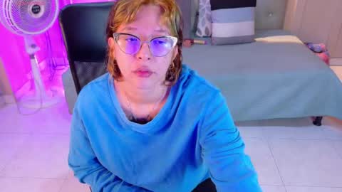 Chloe rosse online show from 7, 6, 2026