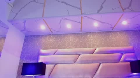 CHLOE  online show from 27, 2, 2025