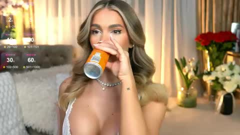 Snapshot of chloevelvetx chatting on 10, 5, 2026 Chloe online show from 10, 5, 2026