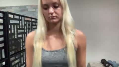 Chloe Babe online show from 18, 1, 2026