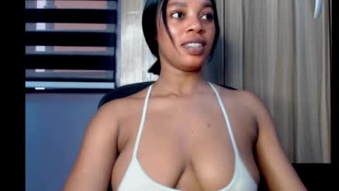 ESTHER online show from 10, 1, 2025