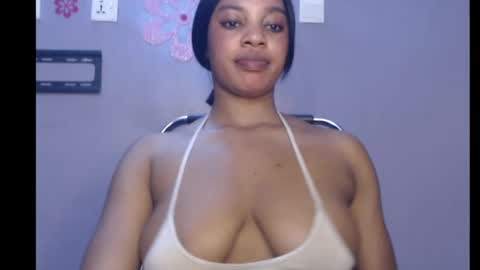 ESTHER online show from 2, 2, 2025