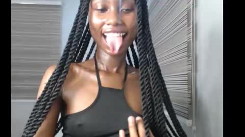 choco_petitqueen online show from 15, 11, 2025