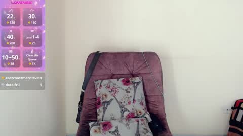 chocolatetriplex online show from 4, 1, 2025