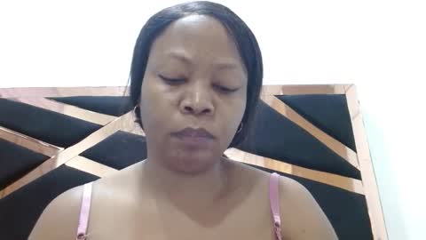 chocolatwoman online show from 8, 4, 2026