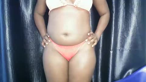 chocoslut22 online show from 31, 10, 2025