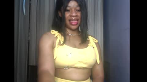 Snapshot of chocox_petitqueen chatting on 27, 4, 2026 ethereal online show from 27, 4, 2026
