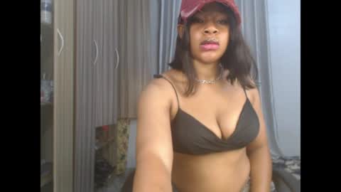Snapshot of chocox_petitqueen chatting on 5, 5, 2026 ethereal online show from 5, 5, 2026