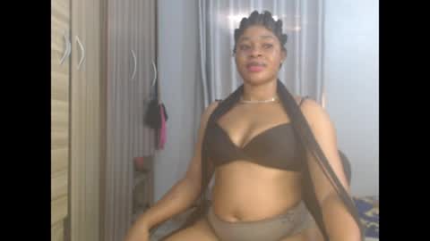 Snapshot of chocox_petitqueen chatting on 9, 5, 2026 ethereal online show from 9, 5, 2026