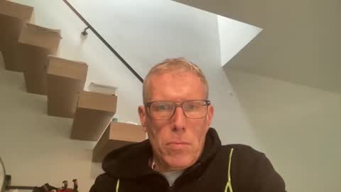 choupipat1 online show from 12, 3, 2025