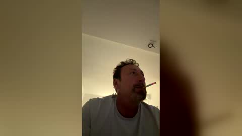Snapshot of chowlabraiz38 chatting on 12, 5, 2026 chowlabraiz38 online show from 12, 5, 2026