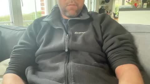 Snapshot of chris13abcd chatting on 10, 2, 2026 chris13abcd online show from 10, 2, 2026