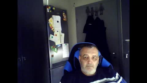 Chris online show from 25, 4, 2026