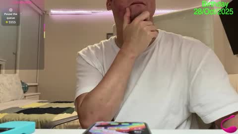 Chris Evens online show from 20, 10, 2025