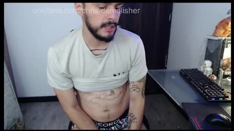 Snapshot of chris_demolisher chatting on 9, 3, 2026 Im back here lets play hard online show from 9, 3, 2026