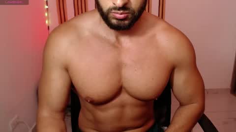 Snapshot of chris_magnum_ chatting on 10, 5, 2026 cris Twitter magnum101010 insta magnumc20 online show from 10, 5, 2026