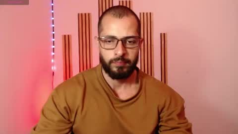 Snapshot of chris_magnum_ chatting on 21, 5, 2026 cris Twitter magnum101010 insta magnumc20 online show from 21, 5, 2026