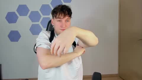 Chris Tyson online show from 8, 1, 2025