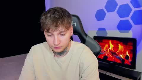 Chris Tyson online show from 16, 2, 2025