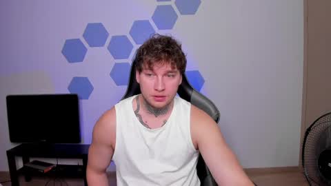 Snapshot of chris_tyson chatting on 4, 7, 2026 Chris Tyson online show from 4, 7, 2026