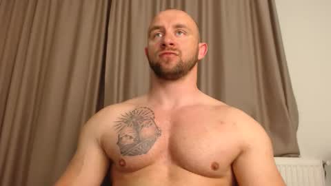 Snapshot of chrisbigbiceps chatting on 28, 4, 2026 chrisbigbiceps online show from 28, 4, 2026