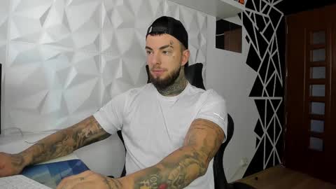 Chris Jordan online show from 25, 10, 2025