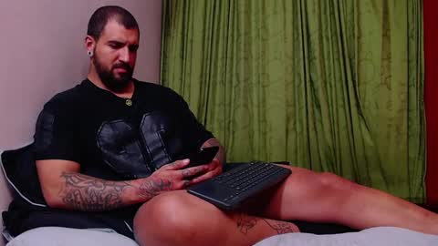 Snapshot of chriss_james chatting on 5, 12, 2024 chriss_james online show from 5, 12, 2024