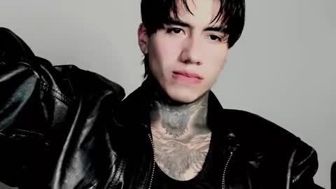 CHRIS  INDEPENT MODEL online show from 4, 11, 2025