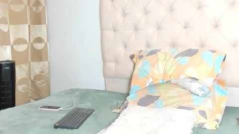 Snapshot of chriss_vall chatting on 17, 5, 2026 Chriss Vall online show from 17, 5, 2026