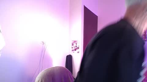 Christian Wang online show from 28, 2, 2026