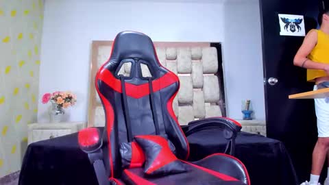 chrissevanss online show from 5, 2, 2026