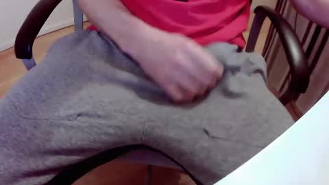 Snapshot of chrissoxx chatting on 4, 3, 2025 chrissoxx online show from 4, 3, 2025