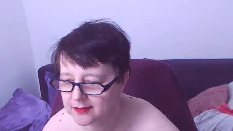 Christa online show from 9, 11, 2025