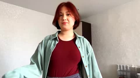 Snapshot of christianealessio chatting on 21, 10, 2025 Eli online show from 21, 10, 2025