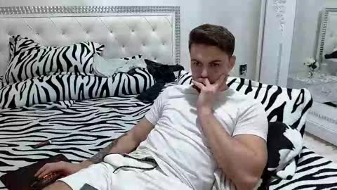 Snapshot of christianhot_ chatting on 23, 11, 2025 Master Gab online show from 23, 11, 2025