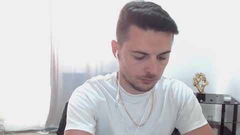 Snapshot of christianhot_ chatting on 27, 6, 2026 Master Gab online show from 27, 6, 2026