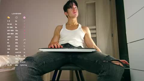 UPVOTE ME ------  ILL DO SOMETHING FOR FREE online show from 17, 12, 2025