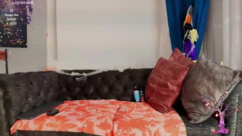 christin_lake online show from 1, 11, 2025