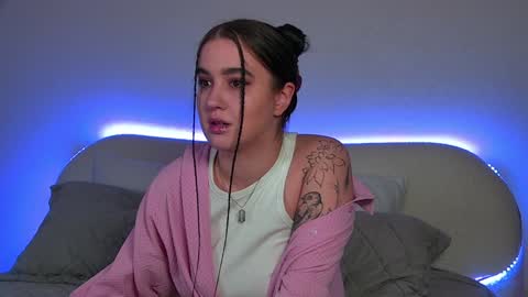 Christina online show from 5, 2, 2025