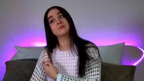 Christina online show from 24, 2, 2025