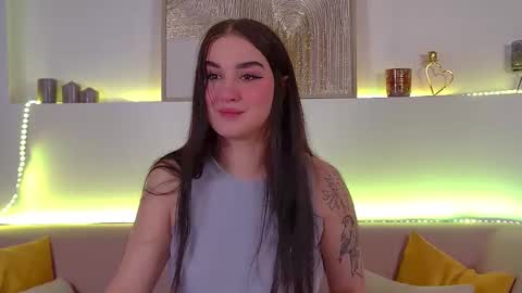 Christina online show from 27, 2, 2025