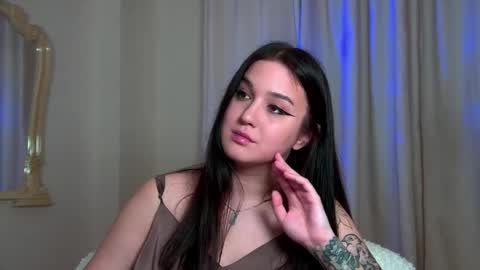 Christina online show from 3, 10, 2025