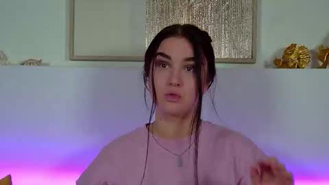 Christina online show from 25, 11, 2025