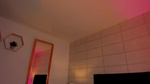 Christine  online show from 17, 2, 2026