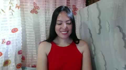 Snapshot of christine_scott chatting on 16, 12, 2024 christine_scott online show from 16, 12, 2024