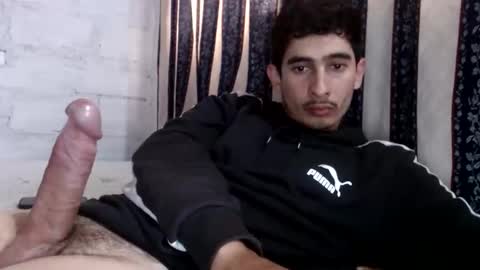 Snapshot of christoper_dick chatting on 9, 6, 2026 Petite Horny and chistoper dick online show from 9, 6, 2026