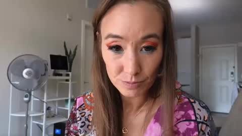 Snapshot of christy_love chatting on 4, 12, 2024 Christy Love online show from 4, 12, 2024