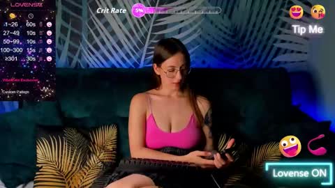 Snapshot of christycrayme chatting on 2, 10, 2025 ChristyCrayme online show from 2, 10, 2025