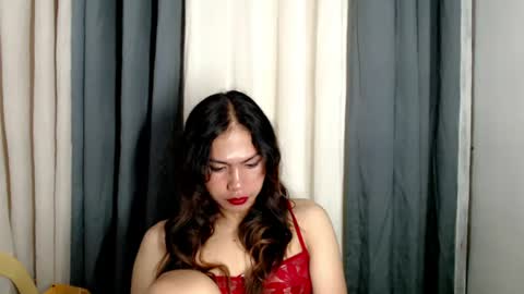 Snapshot of chritine_sensation chatting on 18, 6, 2026 Christine online show from 18, 6, 2026