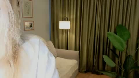 Snapshot of chrome_nova chatting on 1, 7, 2026 Eva online show from 1, 7, 2026
